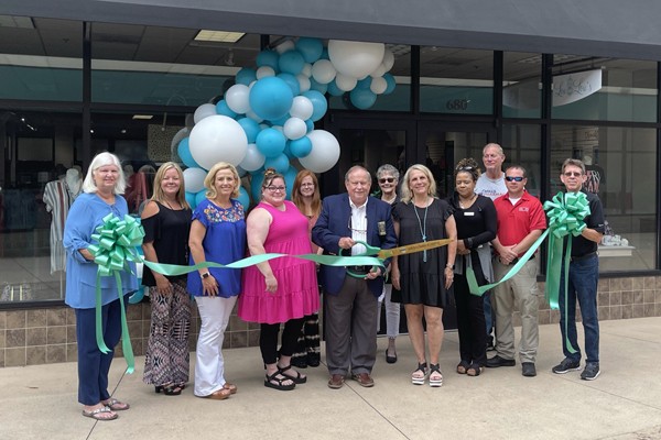 Lou Lou's Ribbon Cutting Photos. |Fabulous shop in Suite 680 at Shops of Grand River with all types of merchandise including ladies clothing,
