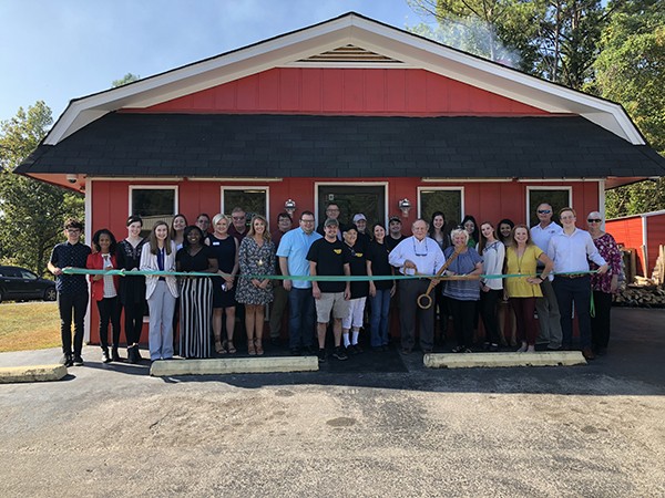 The City of Leeds and Leeds Area Chamber of Commerce are proud to welcome Old Smokey BBQ.  Brothers, Cody and Cory Price, opened the restaurant about three