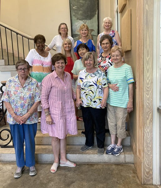 These pictures are from our Leeds Senior Center trip this week to the Botanical Gardens.  We have a great lunch and even though it was warm, we managed a short stroll outside!