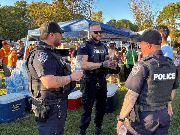 Leeds National Night Out 2022 brought a good crowd to enjoy a great night together on Tuesday, October 4. Spire cooked plenty of hot dogs and